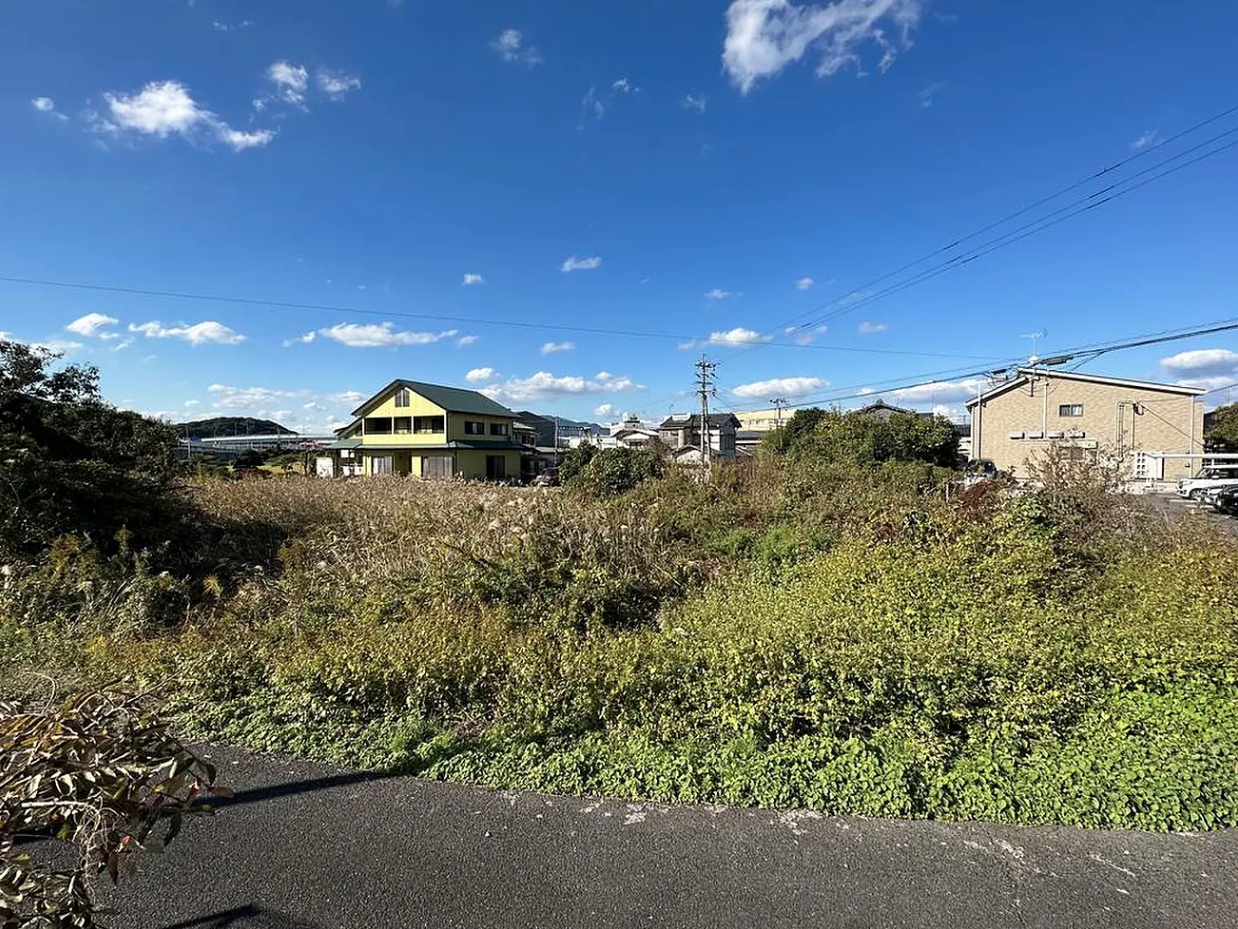 福岡県京都郡苅田町大字雨窪【土地】をお預かりしました。