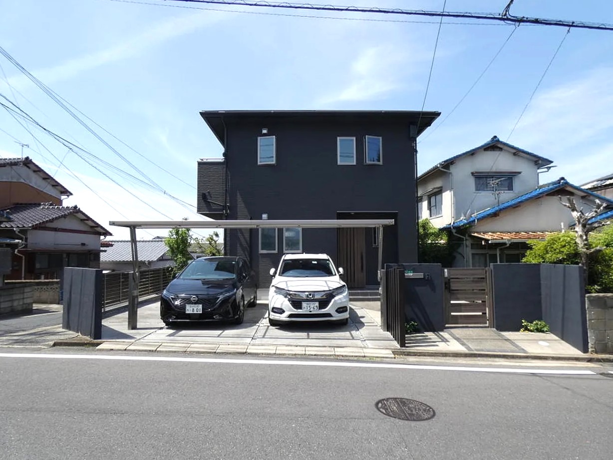 福岡県中間市朝霧2丁目【中古戸建】