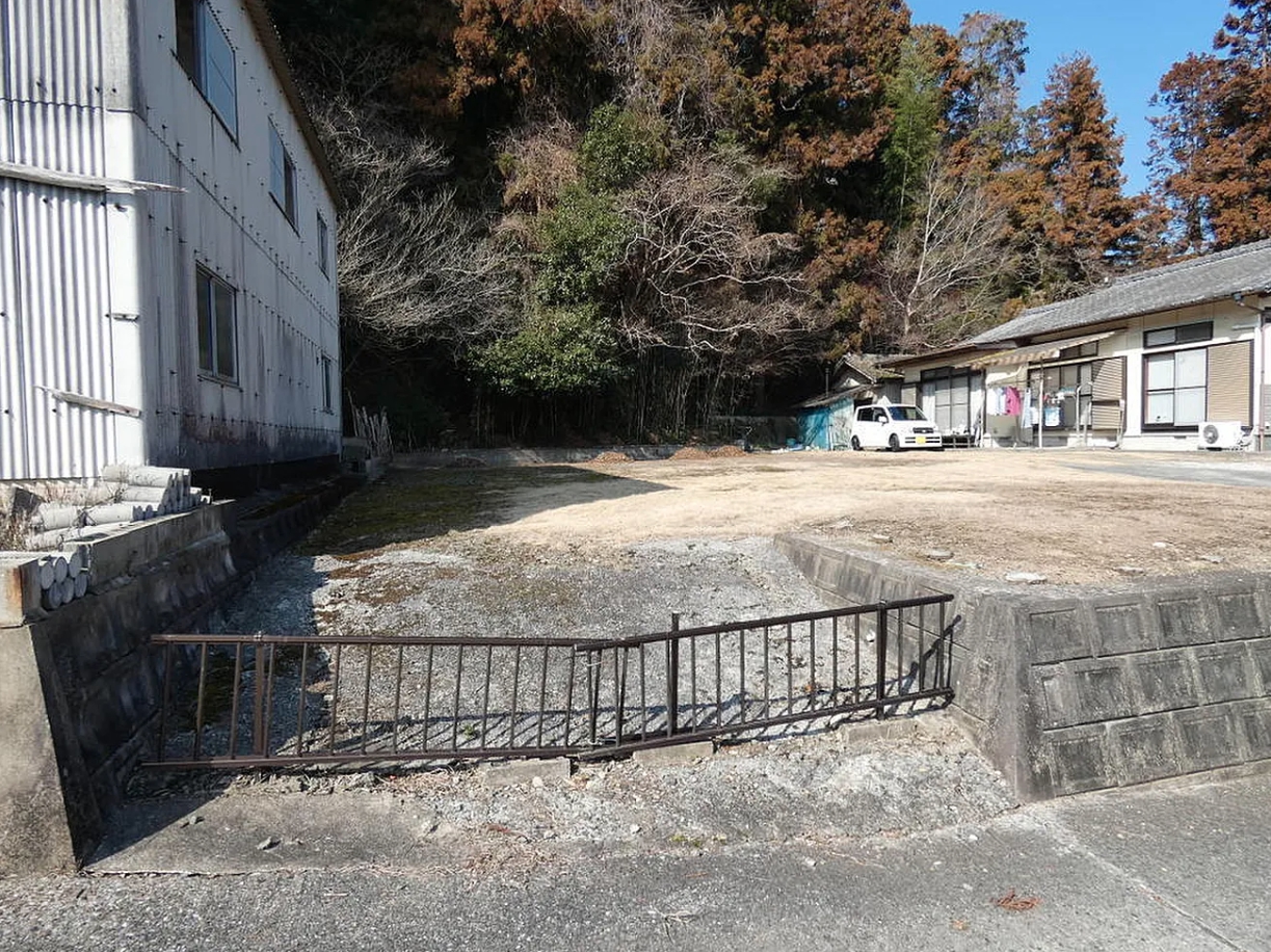 福岡県宮若市宮田　【土地】