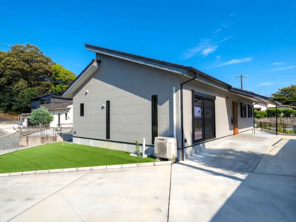 福岡県飯塚市下三緒【中古戸建】