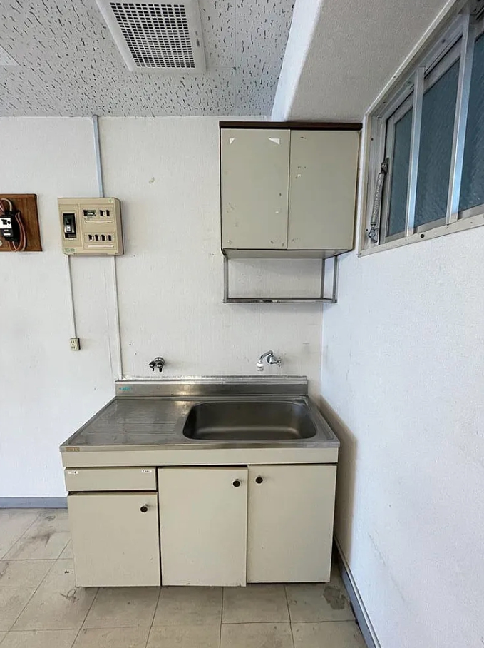 福岡県北九州市小倉北区片野１丁目【中古マンション(事務所)】